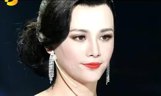 同样是男扮女装这些男星最惊艳,男扮女装的10位男星