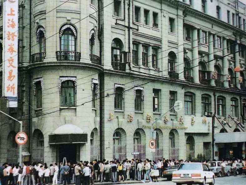 刘益谦买下海外中国艺术品,刘益谦2.8亿买鸡缸杯喝茶