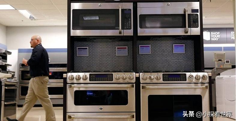 这就是“崇美”的下场！就放了个鞭炮！原来中国和美国电压不同！