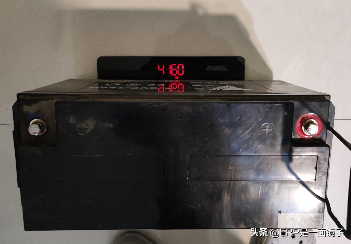 大阳巧客s2更换电瓶教程,大阳巧客c2收音机怎么拆