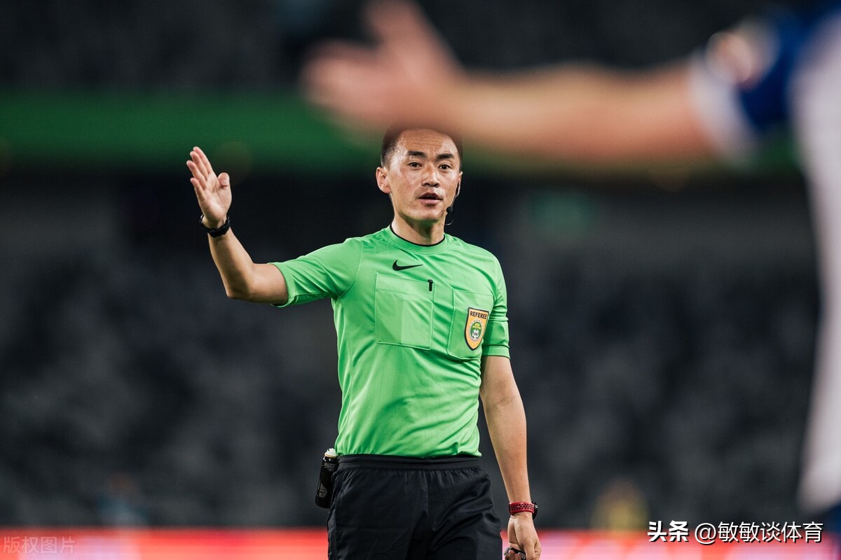 中超主裁李海新,中超裁判李海新完整版