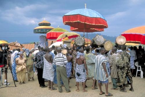 为何加纳帝国在非洲历史中具有突出地位？