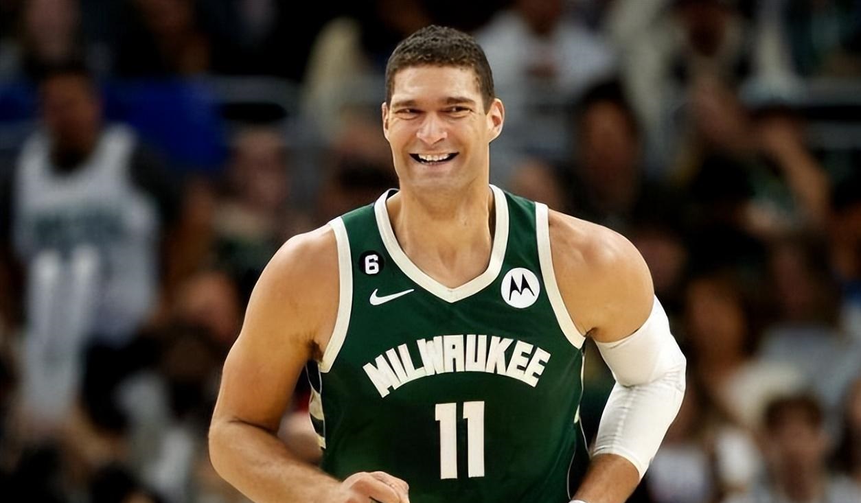 乌度卡用9场比赛让火箭上正轨,火箭五巨头豪阵呼之欲出