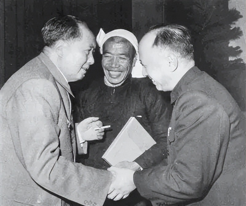 钱学森跟蒋英多大结婚的,钱学森和蒋英几岁结婚的