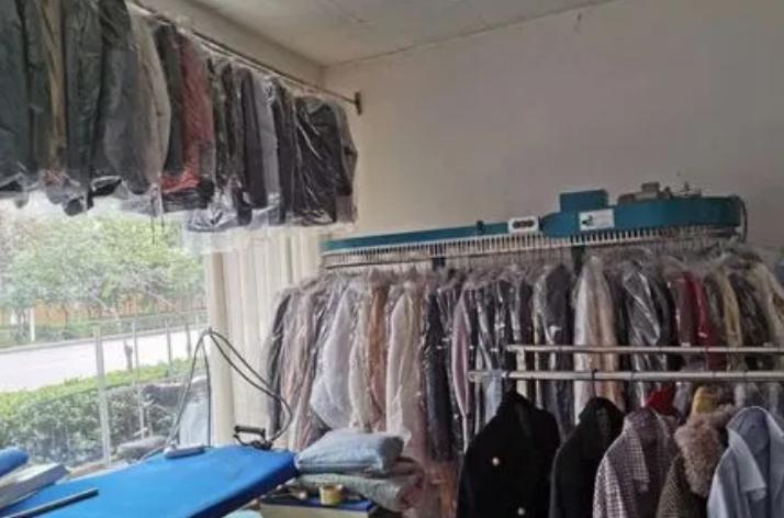 在小区门口干什么生意比较挣钱,不上班在家做什么生意挣钱