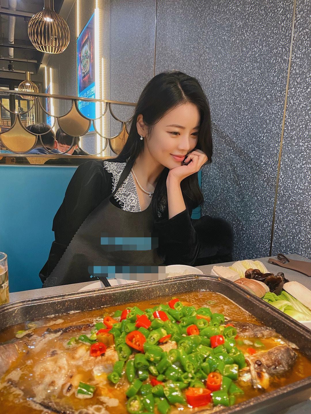 摆地摊烤鱼20元一条成本多少钱,摆摊烤鱼生意不好怎么做