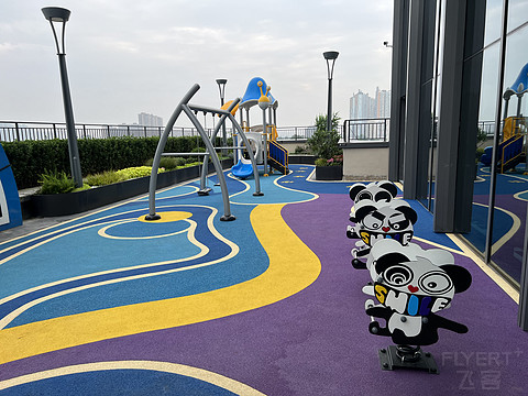 窗含西岭千秋雪成都环球中心雪山,窗含西岭千秋雪魅力成都