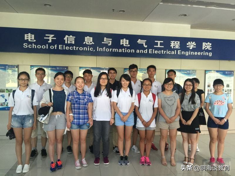 华北电力大学电气工程专业排名,重庆大学和华北电力哪个电气更好