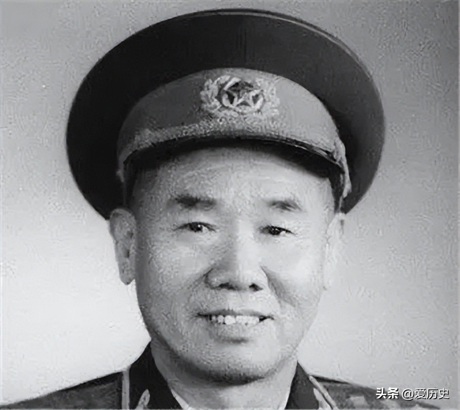 红四方面军有多少人到了陕北,红一军和四方面军在哪里会师