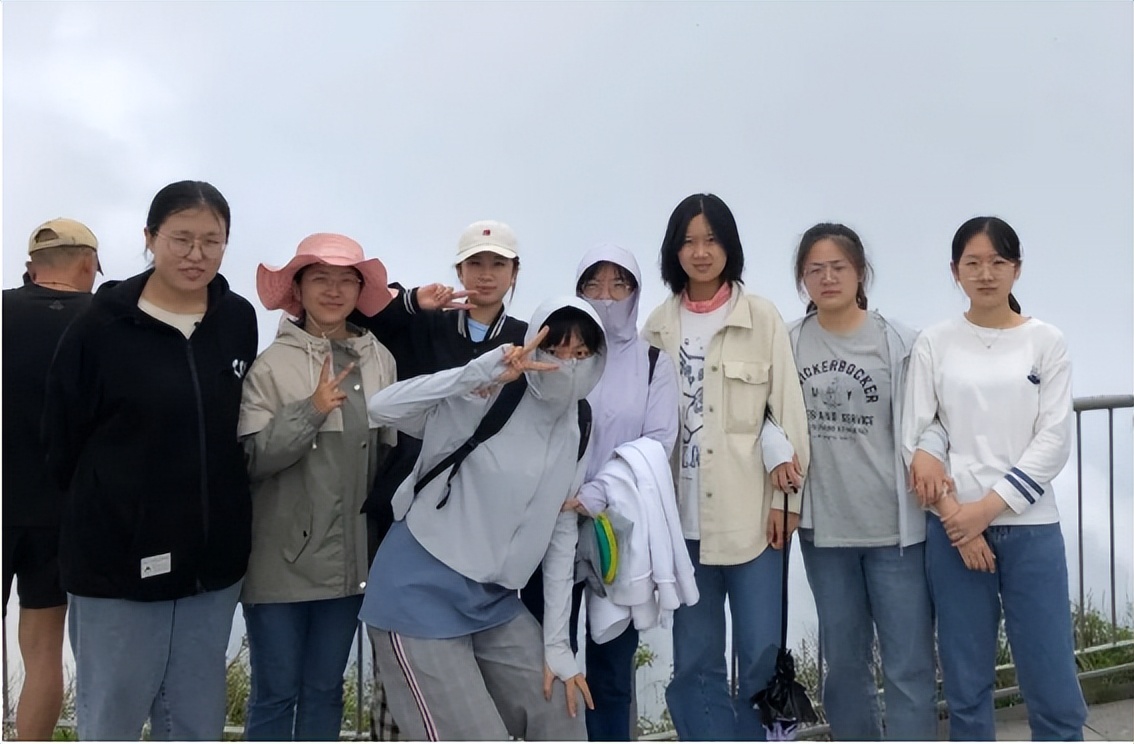 高校寝室风采展,大学生班级风采展示视频30秒