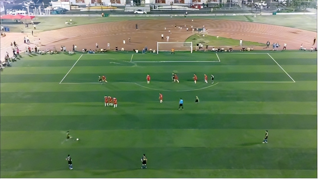 国外评价贵州村超足球,外网热议贵州村超