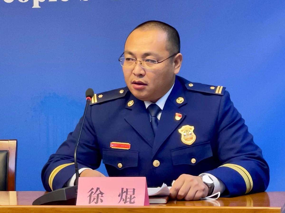 织密巡逻防护安全网,织密保密防线人人有责