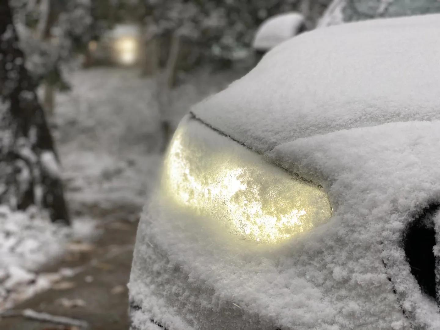 虎哥说车宝马118,宝马118起步抖正常吗