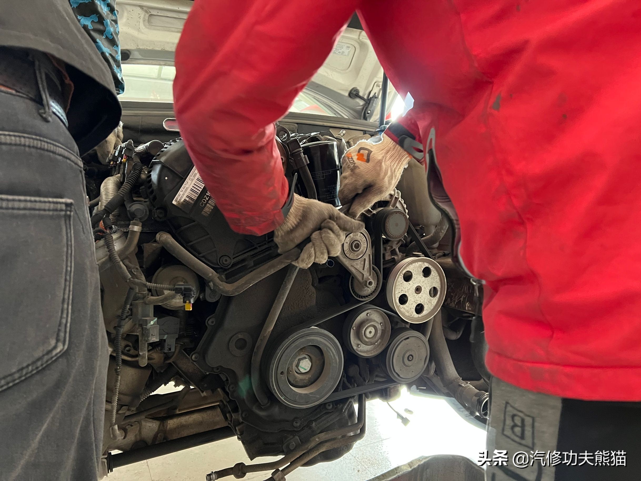 老车翻新修复奥迪a4,修复报废奥迪a4