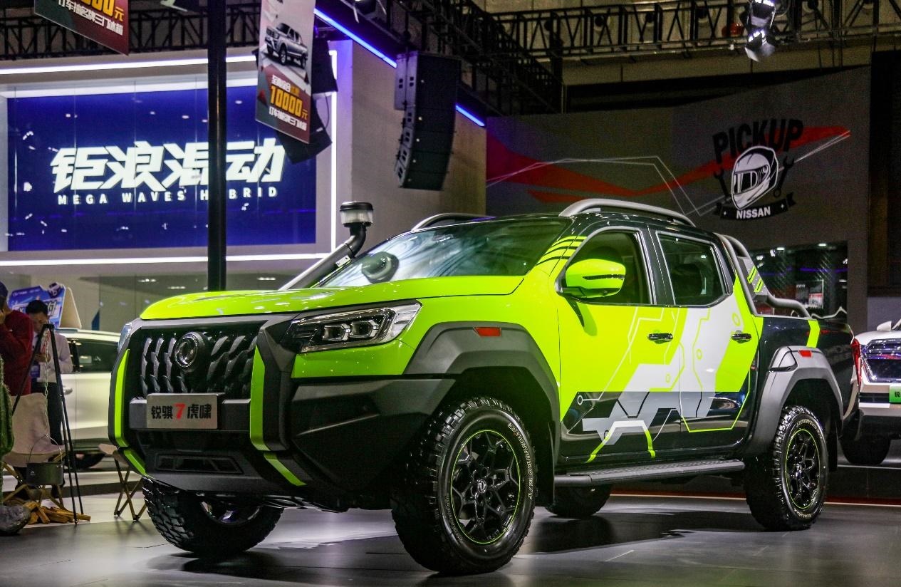 硬派越野十多万你会选择这款车吗,3万多块四驱七座硬派越野车