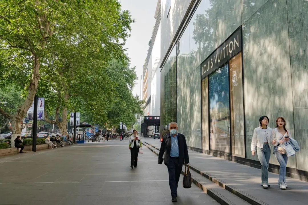 南京哪里好玩晚上本地人去的,南京本地人才知道的好玩的