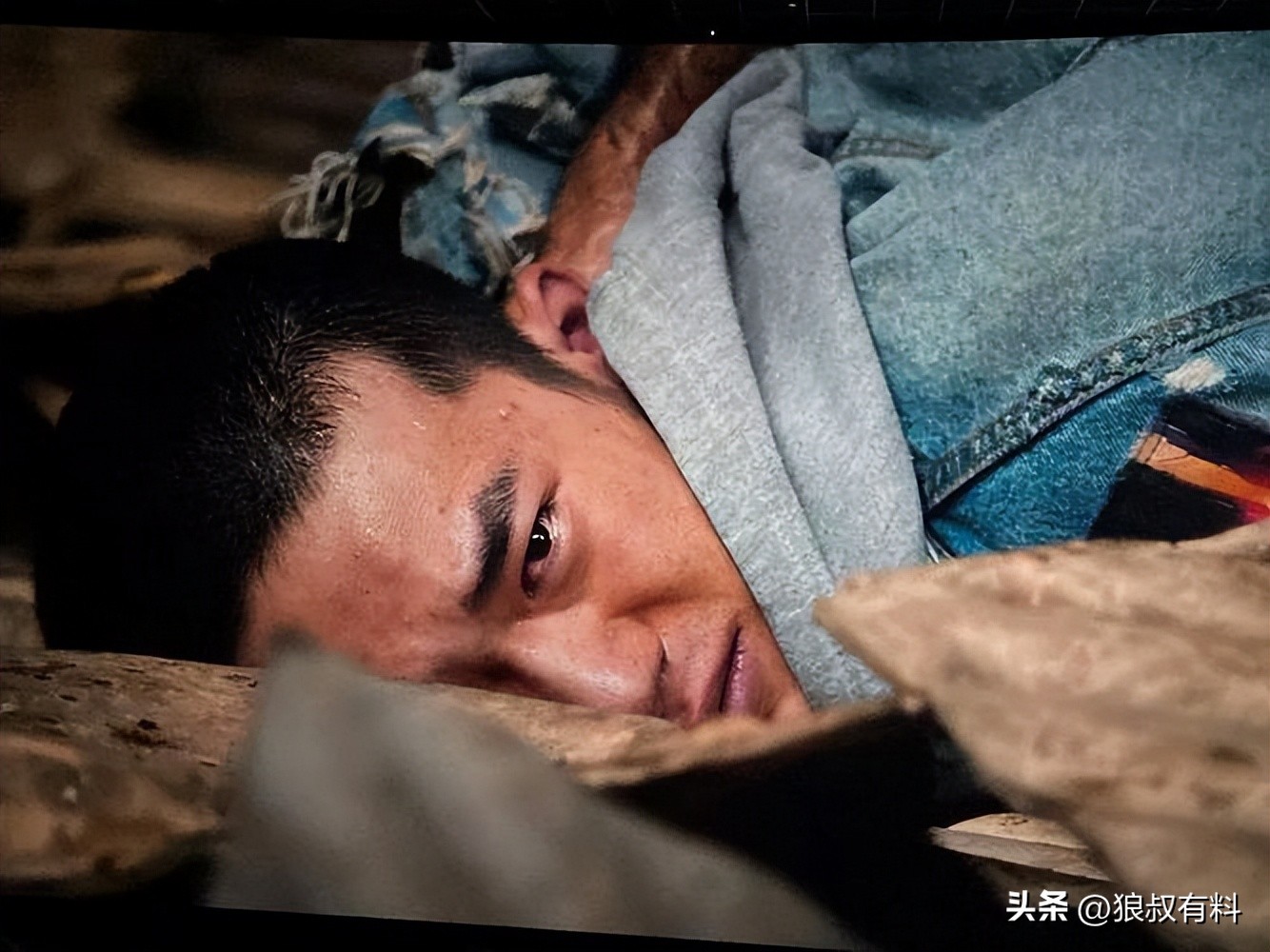 她拿烟头烫同学，逼吃头发，法庭上：快点判，我下个月过生日呢