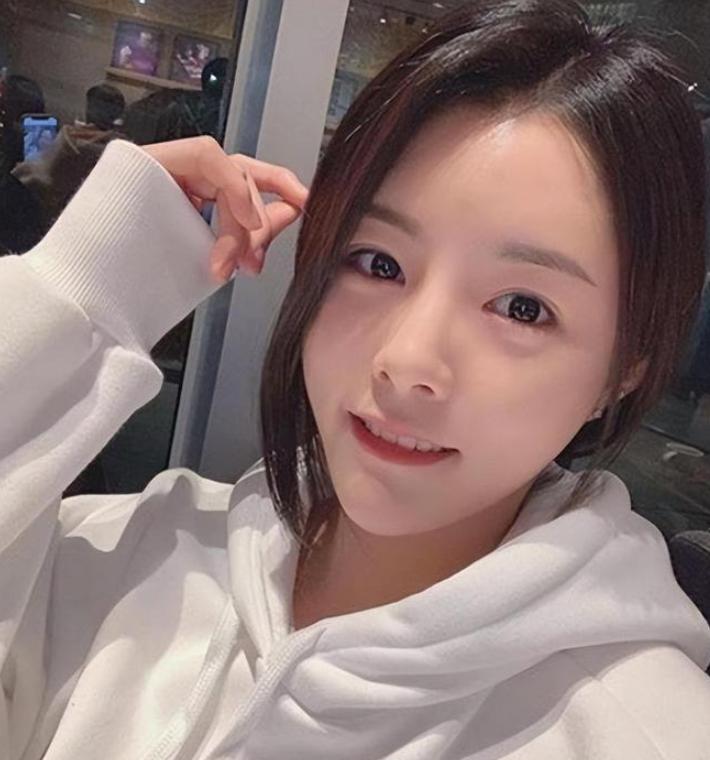 韩国排球运动员李多英视频,韩国排球队员李多英简历