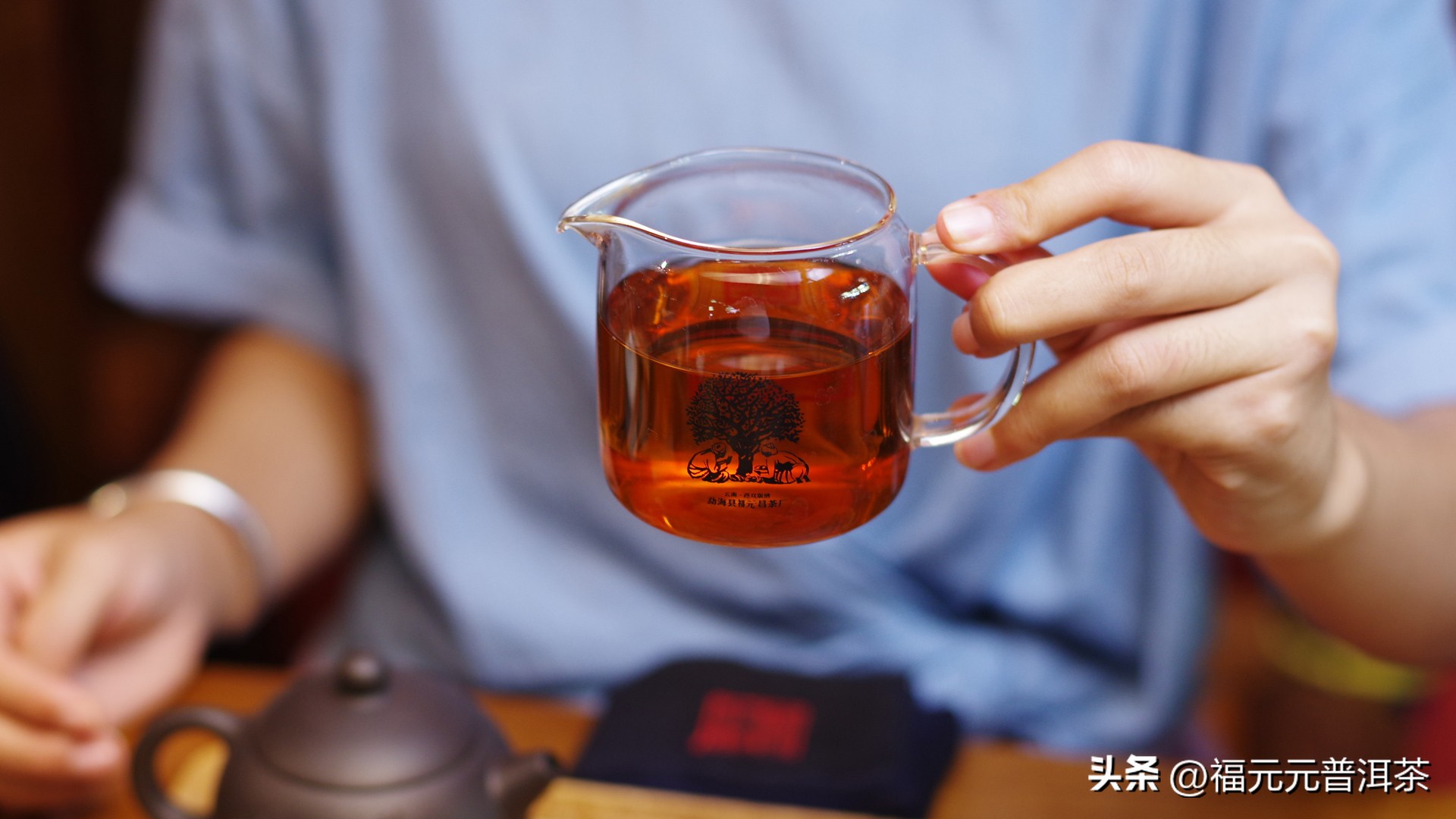 喝茶的女人骨子里都透着美,喝茶的女人一定很有魅力