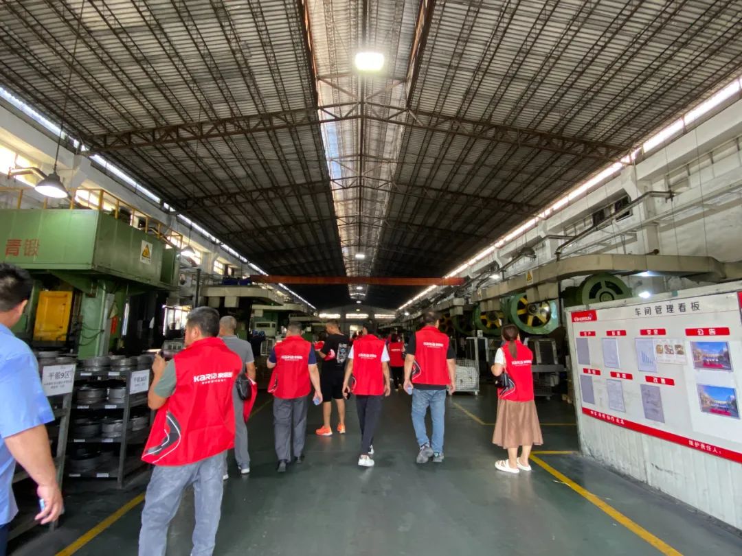 同心逐梦志在巅峰的英文演讲,同心筑梦志在顶峰企业新年祝福