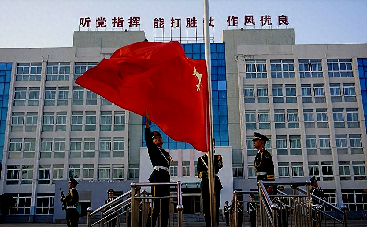 军改后空军航空兵旅有几个大队,军改前省军区管理多少部队