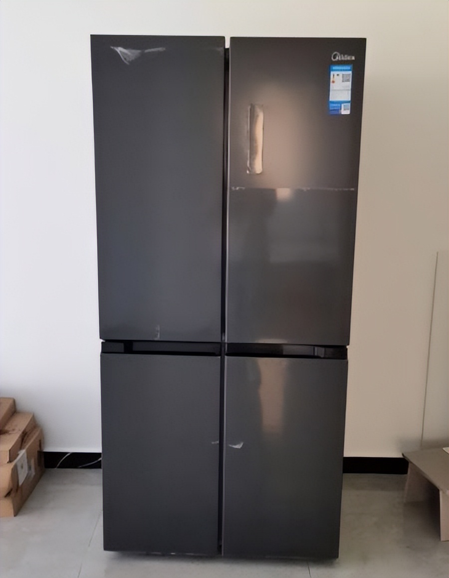 同等价位的冰箱海尔和美的哪个好,美的海尔容声美菱冰箱哪个好一点