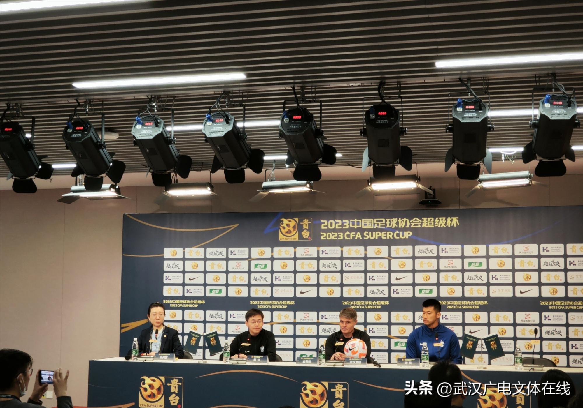 佩德罗声音,佩德罗首次登场