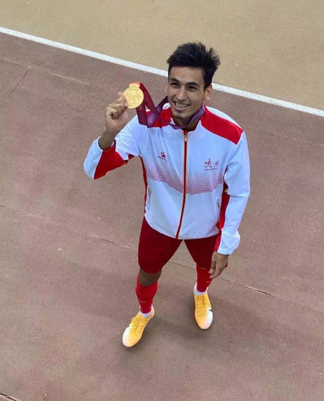 鏂扮枂瓒崇悆鏄庢槦闃垮竷鎷夋睏,鏂扮枂鐞冨憳闃垮竷鎷夋睏