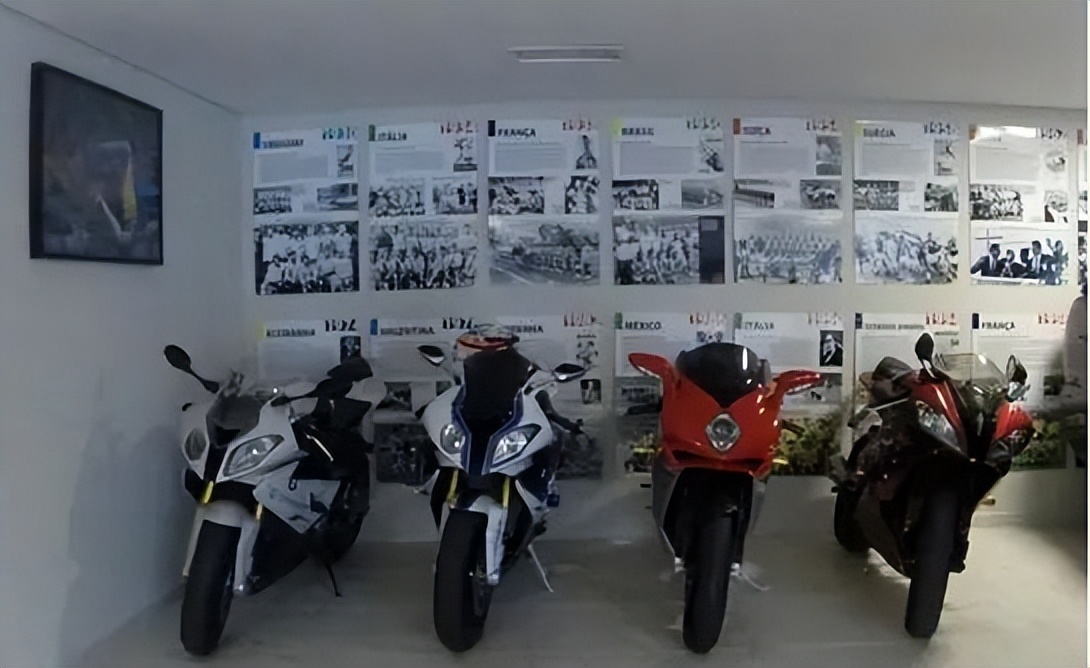 明星私下骑摩托,哪个明星最爱骑摩托车