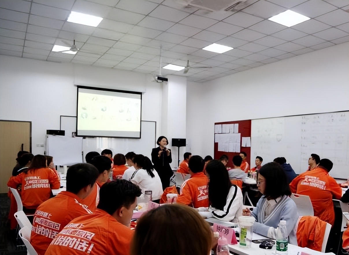 鍚村ē鑰佸笀,鍚村ē鑰佸笀鍩硅