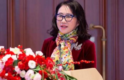 江苏女首富第一名,身价千亿的中国女首富