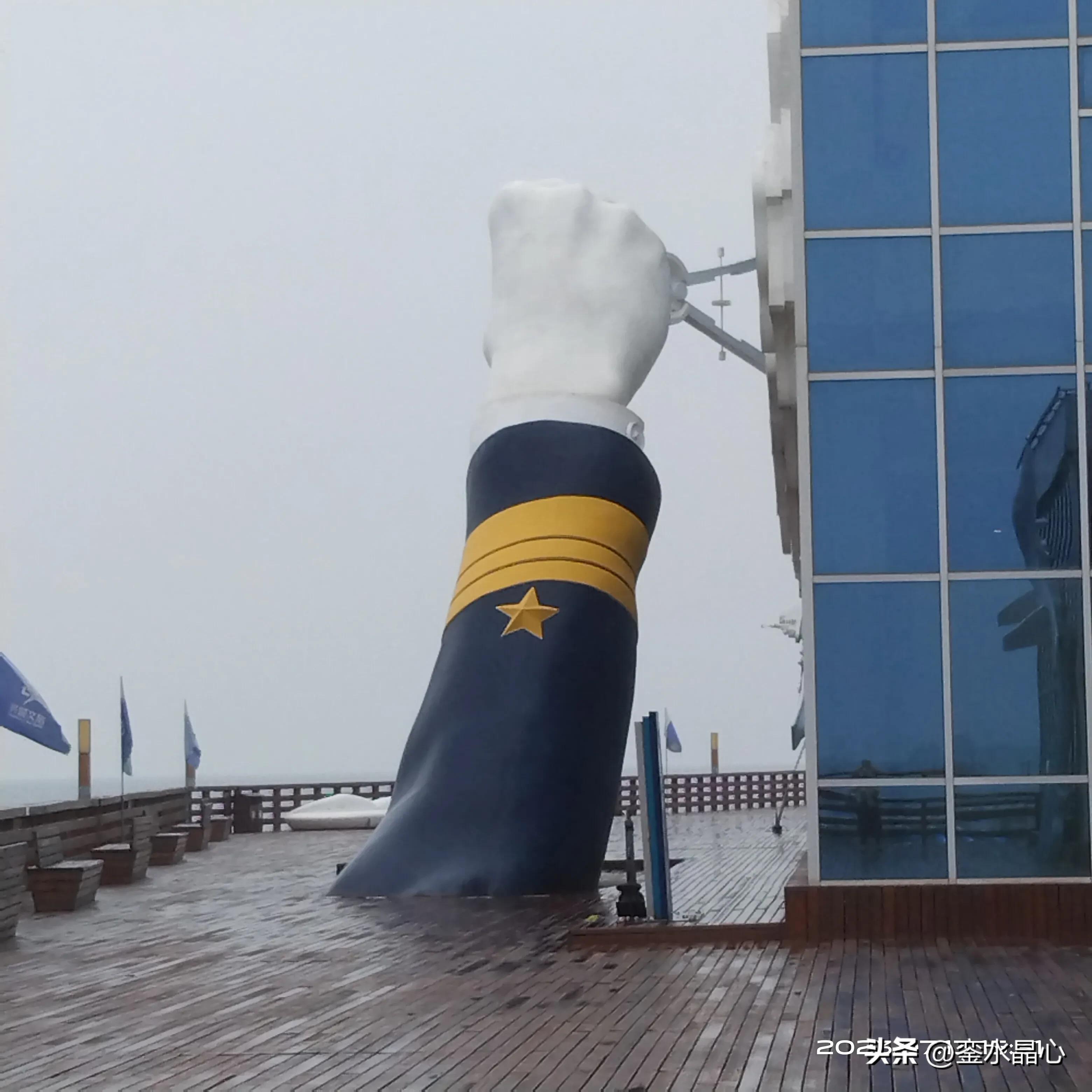 兴城红海滩值得去吗,兴城红海滩十月一日去红吗