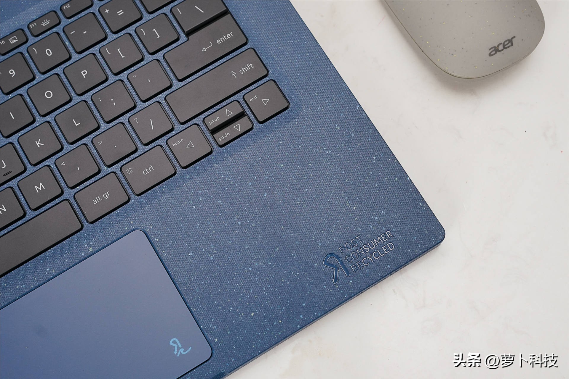 宏碁笔记本新蜂鸟33:2测评,宏碁蜂鸟笔记本电脑测评