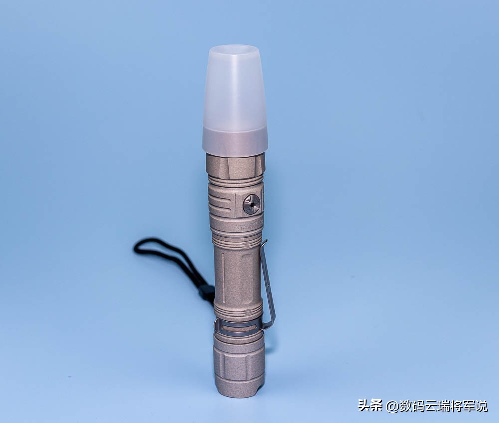 25000流明户外强光手电,50000流明强光手电推荐