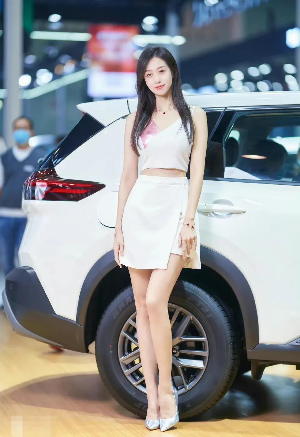 最有亲和力的车模,有亲和力车模