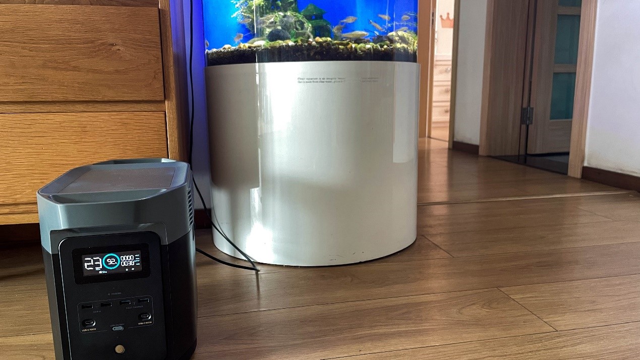 能给汽车充电的户外电源，正浩德DELTA2体验，1800W高功率输出