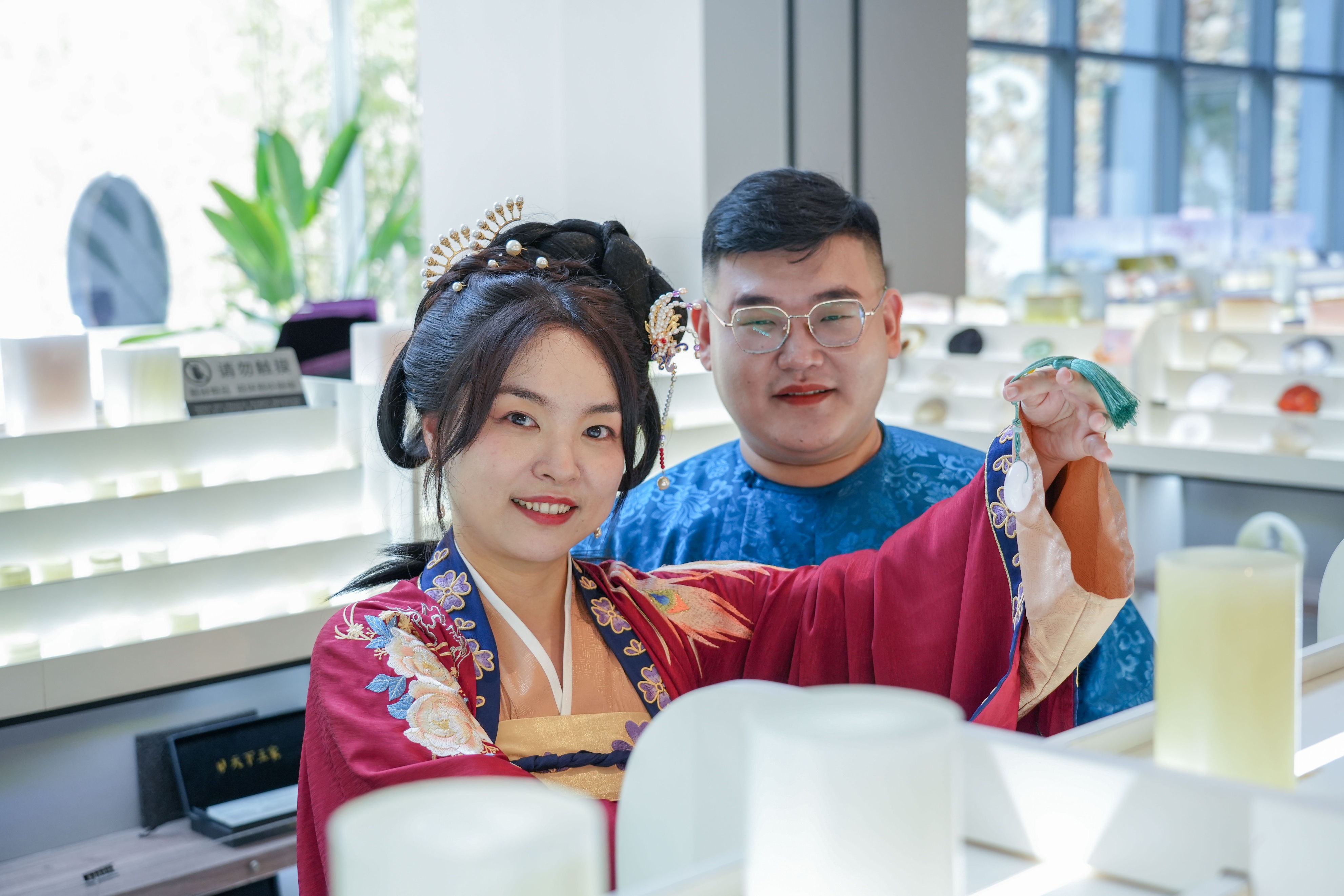 因狗狗生情的情侣,因宠物结缘的爱情