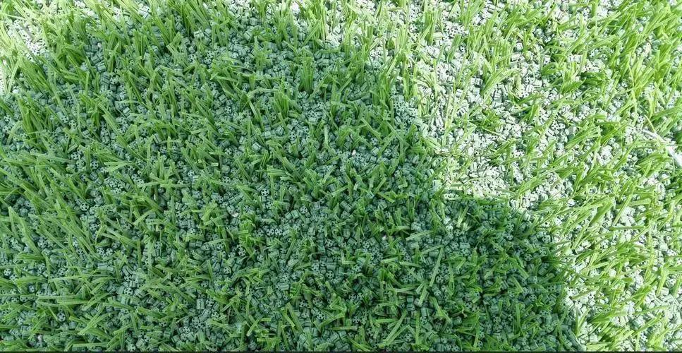 草坪养护改善土质,草坪养护中的施肥管理