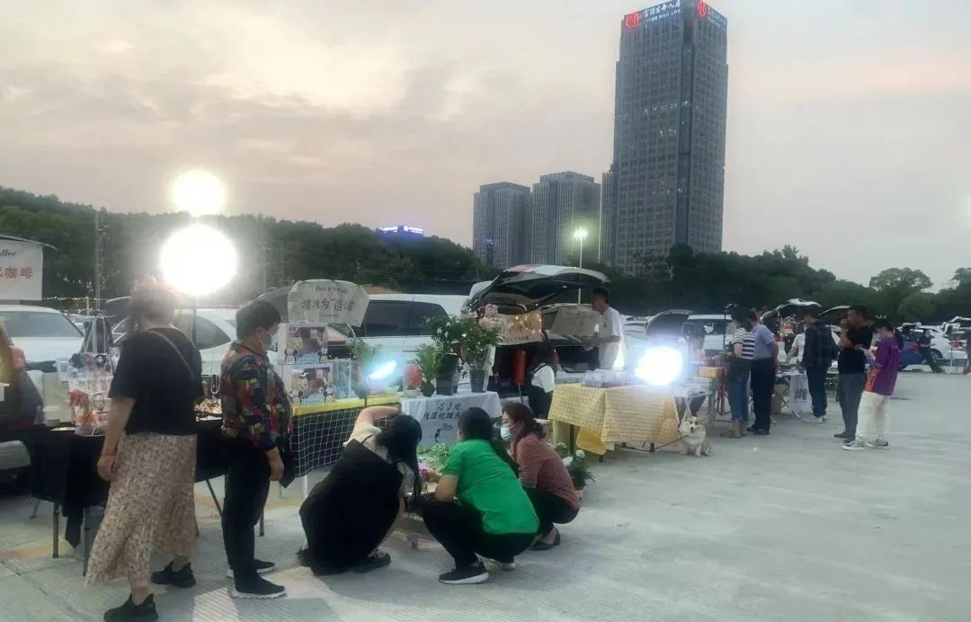 扬州后备箱摆摊点,扬州千灯市集