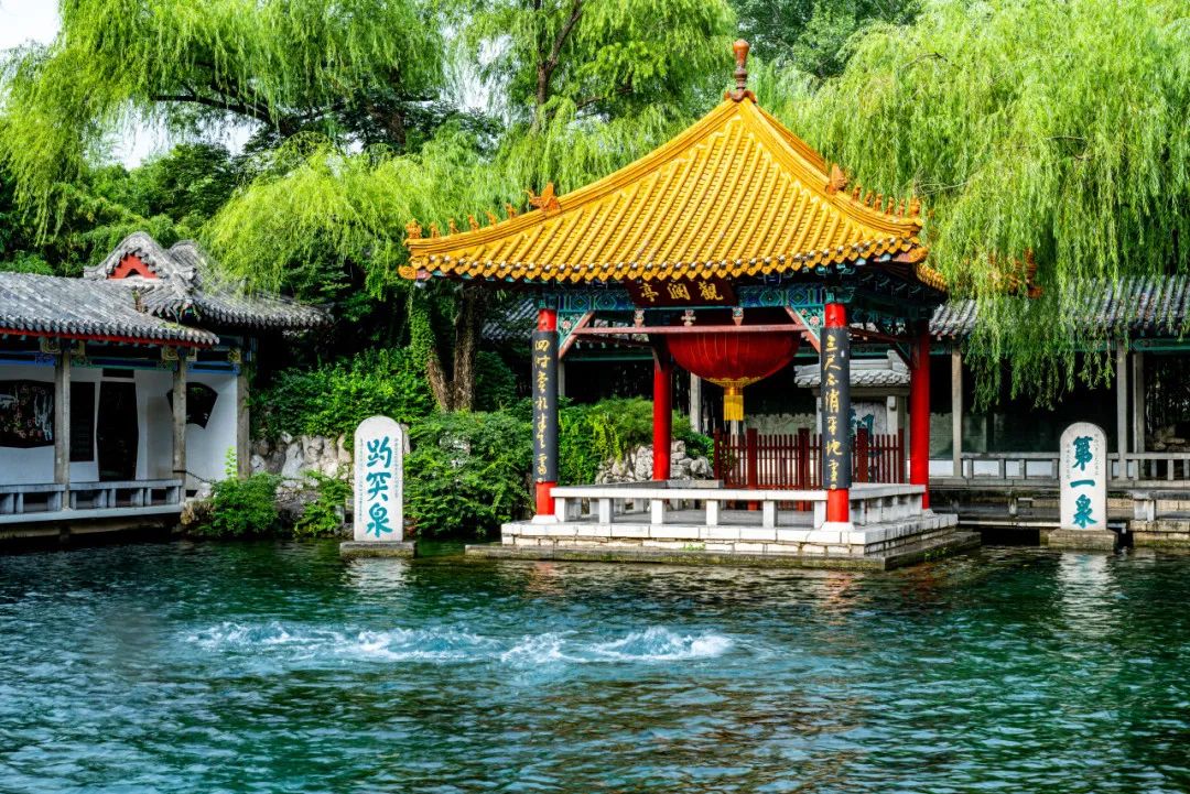 济南的冬天是一篇诗意盎然的散文,赏析济南的春天句子