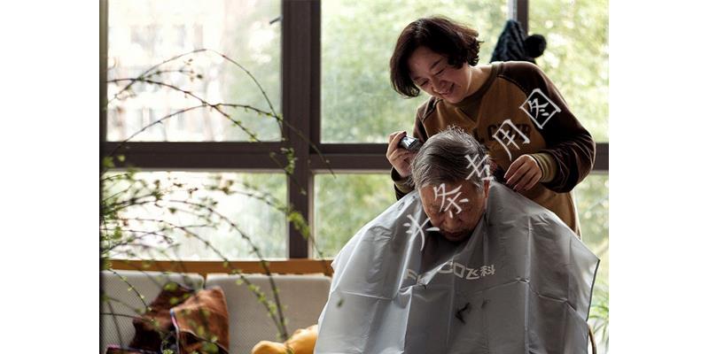 “我嫂子就是欠管教”小姑子挑唆老公打我，老公一巴掌挽救了婚姻