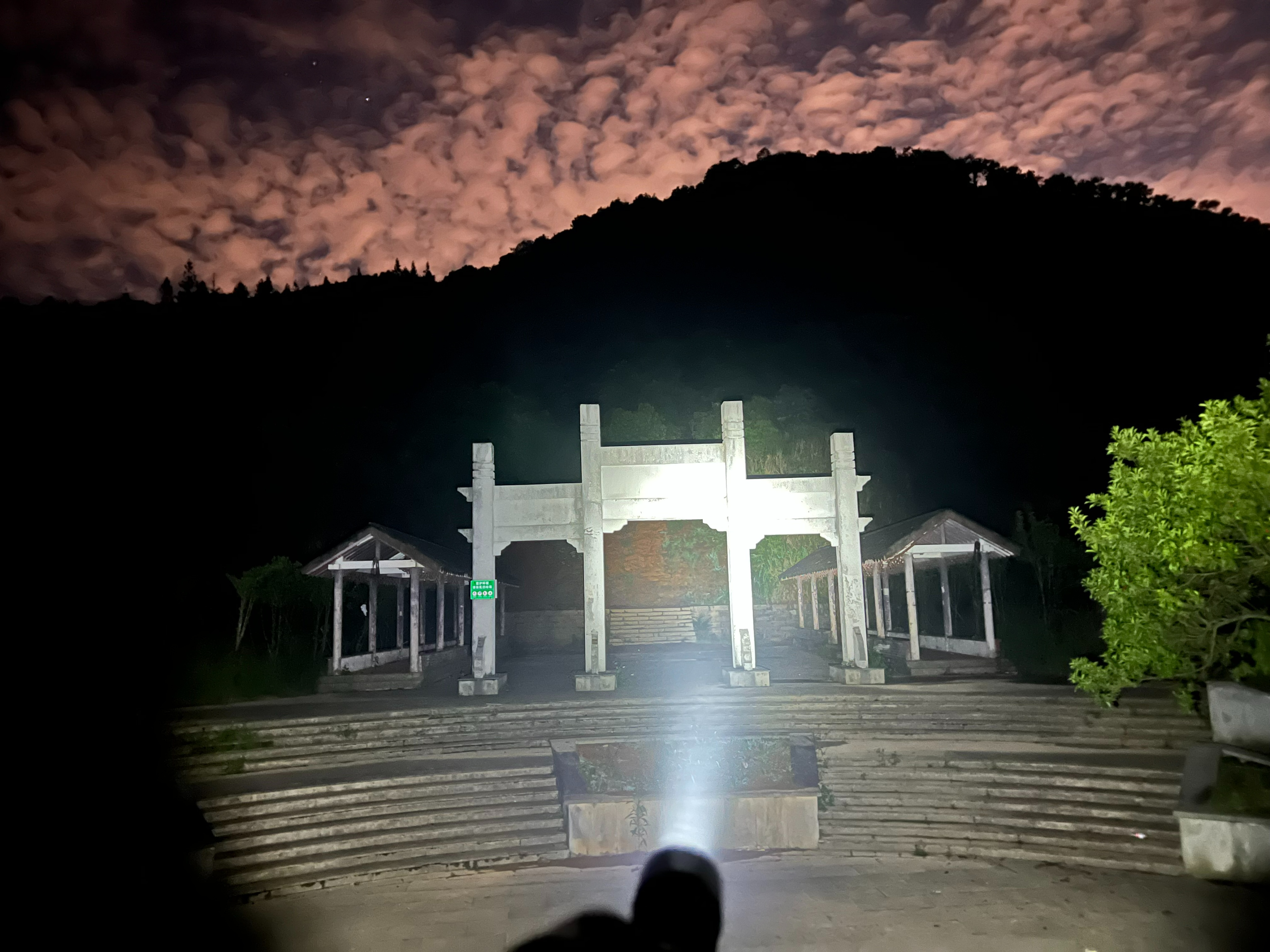 fenix手电测评tk35,fenixtk20uev2.0战术手电