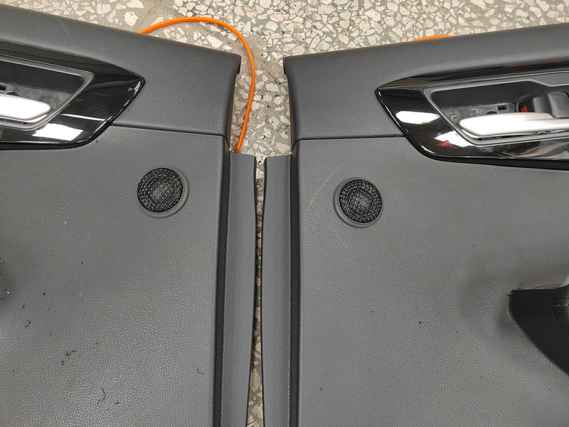 丰田威兰达改大柏林音响,丰田威兰达音响改装案例