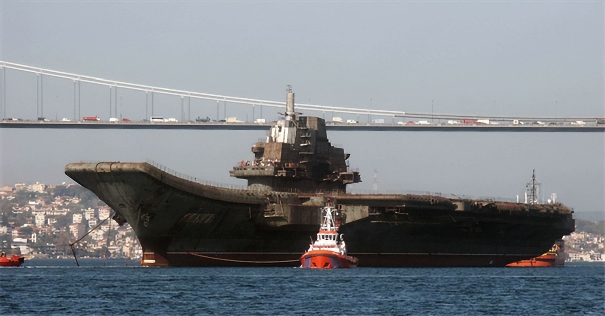 瓦良格号为什么交付辽宁号,中国瓦良格号内部图