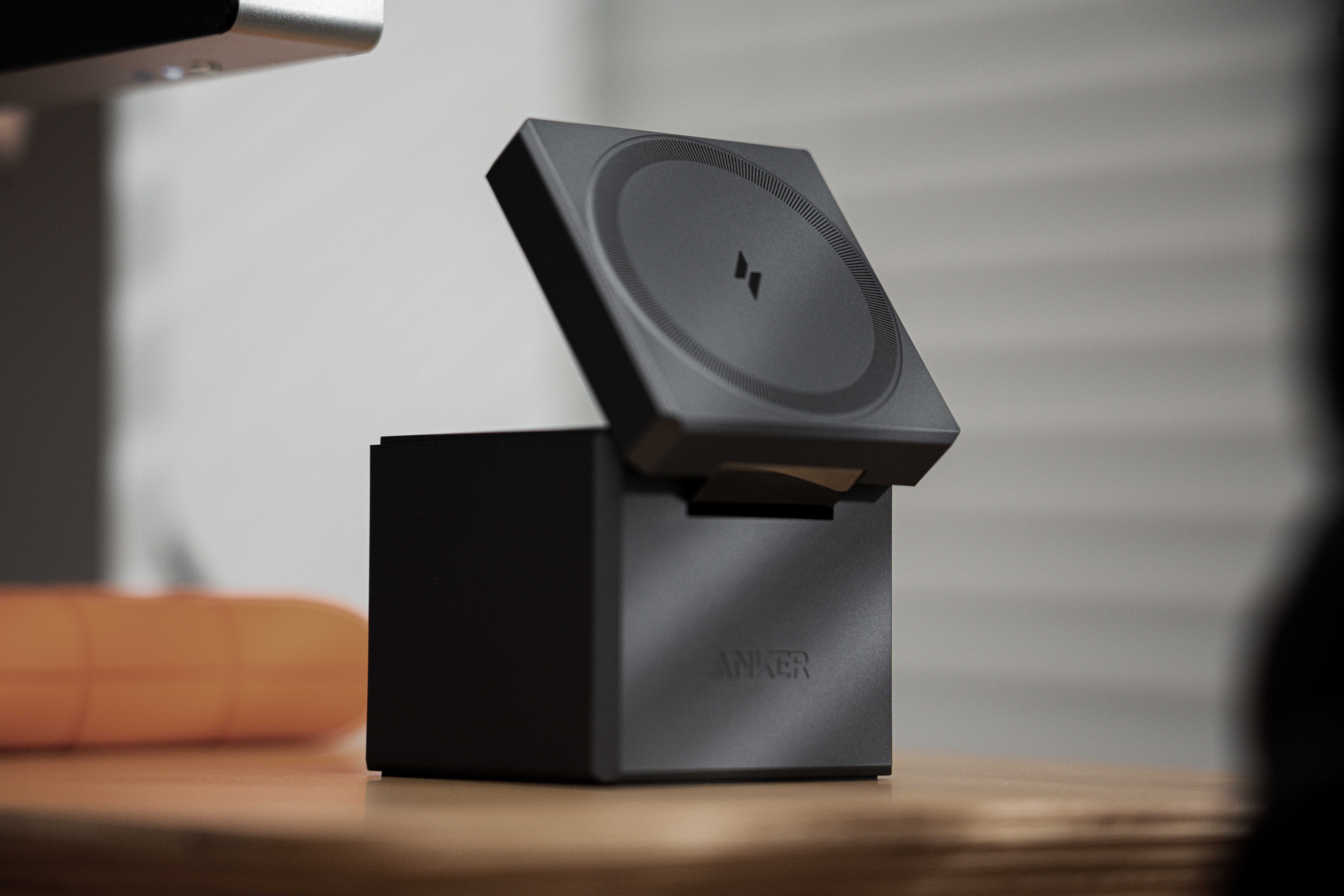 anker20w折叠头快充评测,anker充电头3代