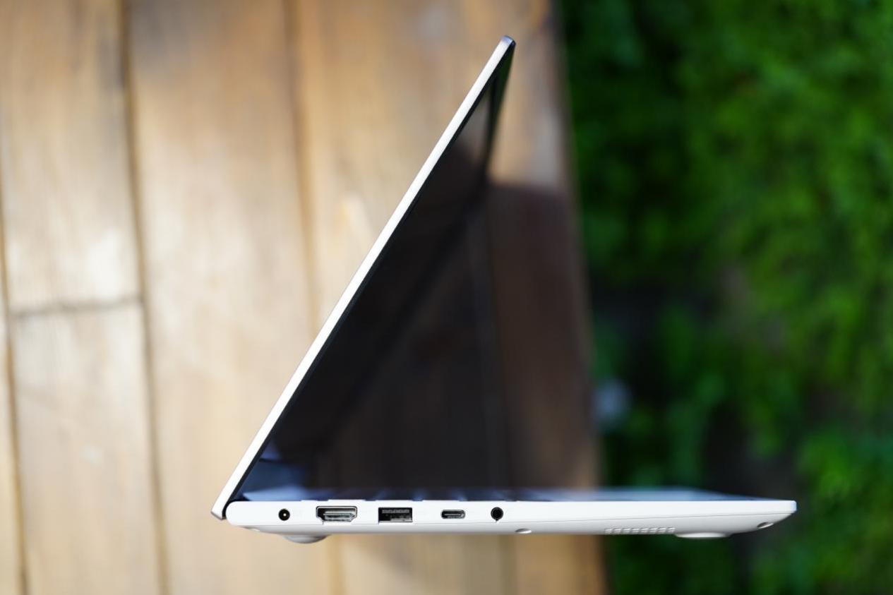 华硕a豆14轻薄本测评,华硕a豆14pro笔记本值得入手吗