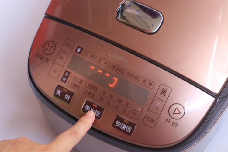 大米饭怎么煮颗粒分明,煮大米饭怎么煮不会粘