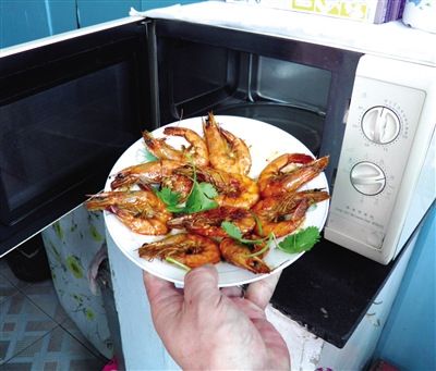 蒸烤微波炉一体机的优缺点,空气炸锅和微波炉的优缺点