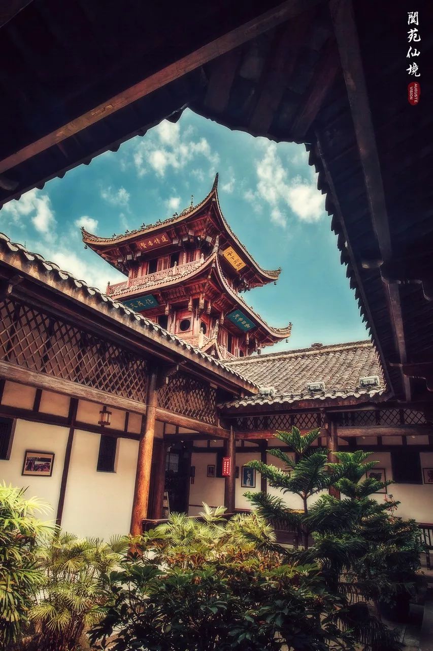 中国最美十大乡村小镇,中国最美的100个风情小镇是哪里