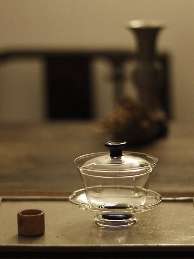 新的玻璃茶具第一次用怎么处理,玻璃茶具功效与作用